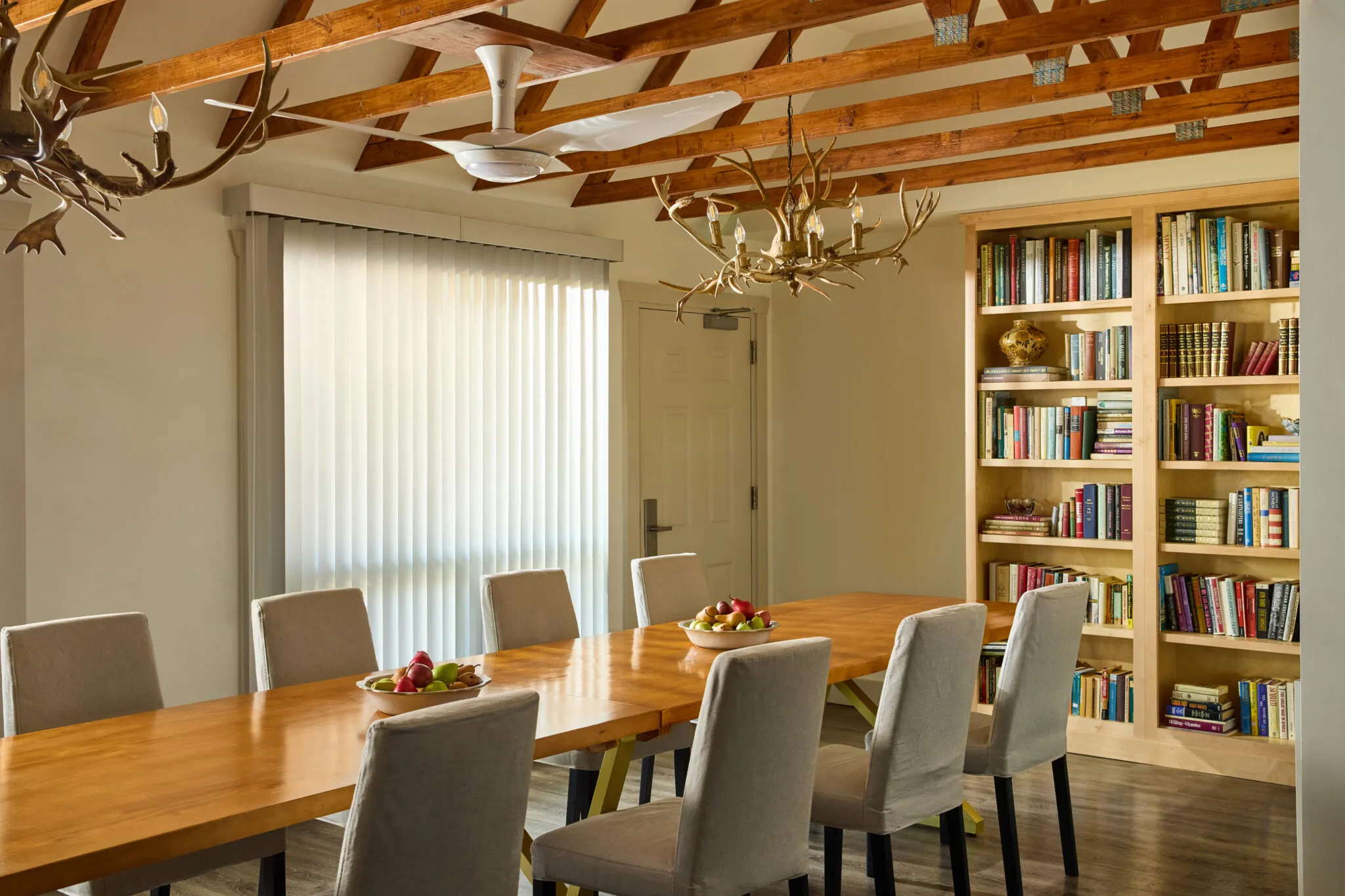 Green Room at All Movie Hotel